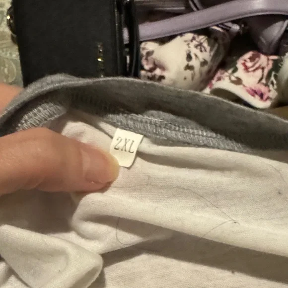 Merry Christmas Y'all Raglan Tee - Picture 2 of 2